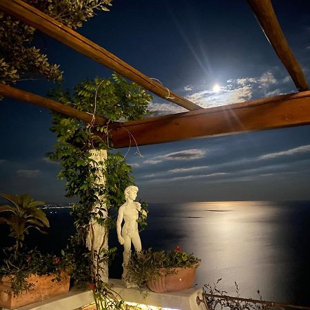 B&B Miramare Аджерола Экстерьер фото
