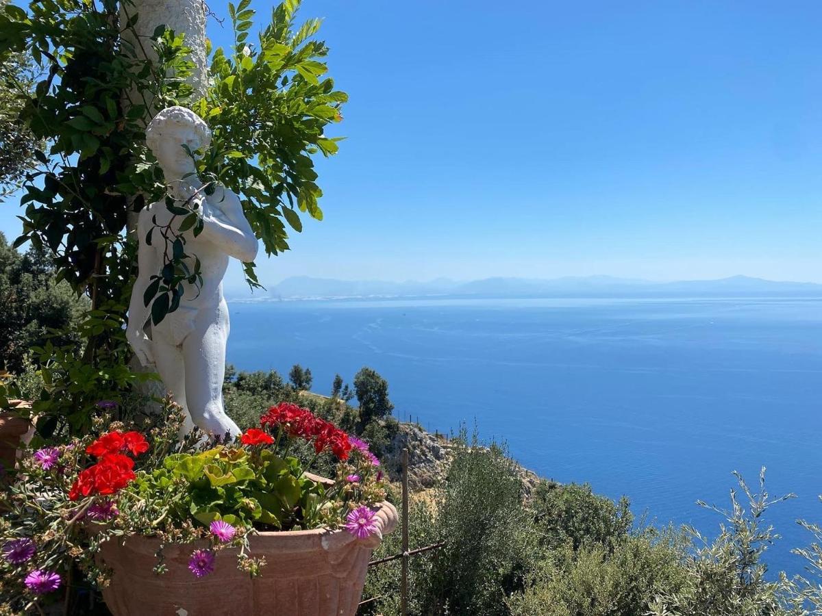 B&B Miramare Аджерола Экстерьер фото